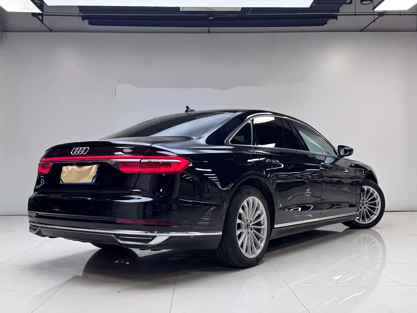 Audi A8 2019 A8L 50 TFSI quattro Comfort фото 35