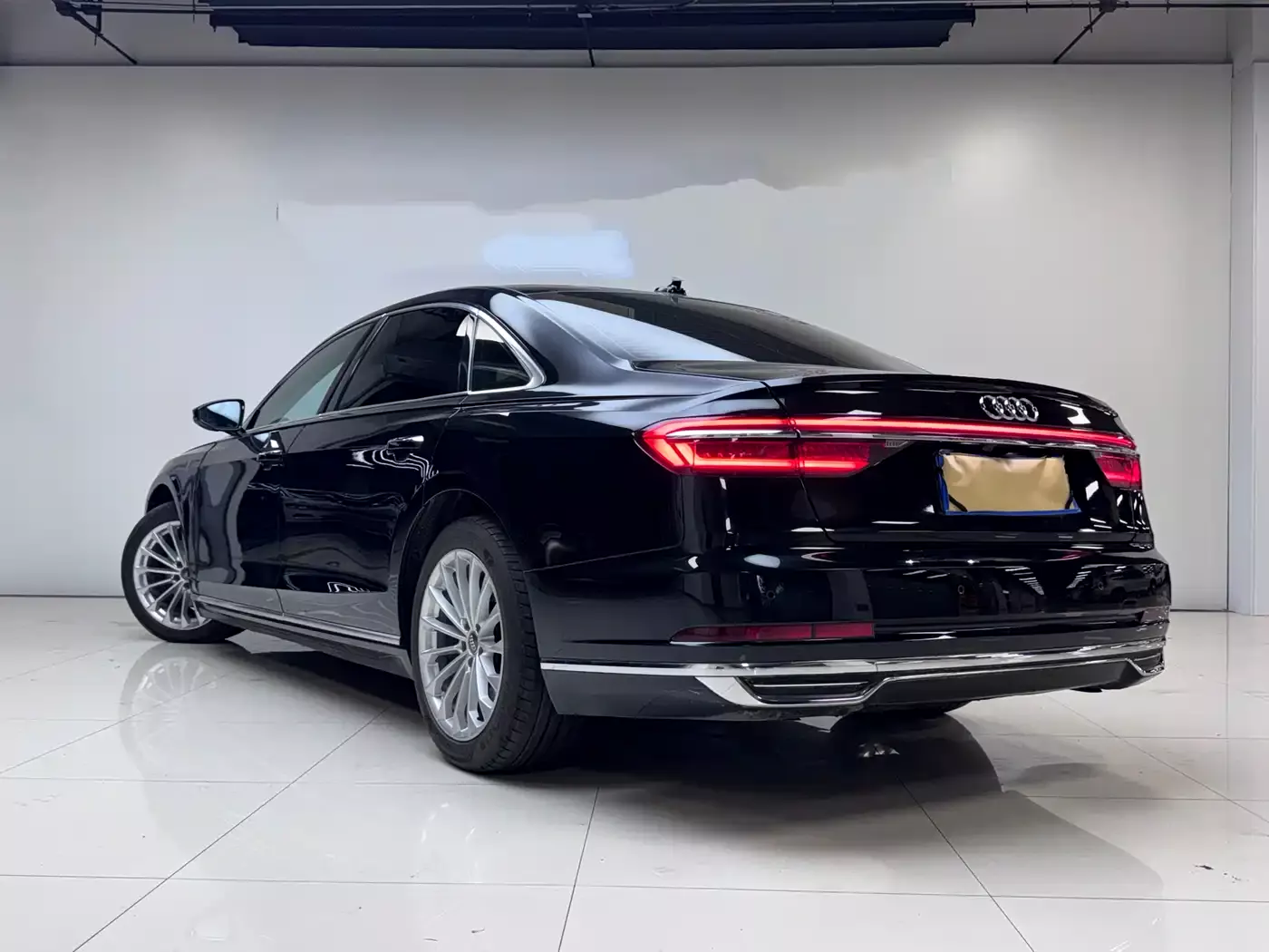 Audi A8 2019 A8L 50 TFSI quattro Comfort фото 37
