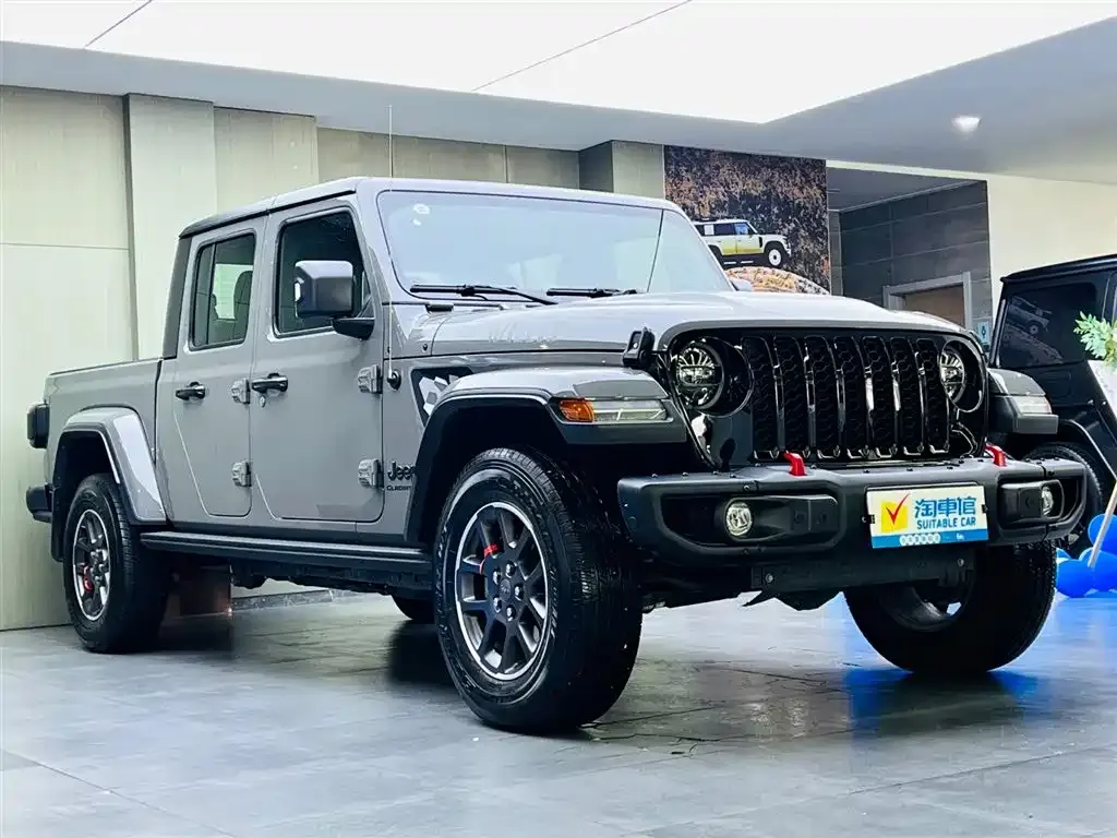 Jeep Gladiator 2022 3.6L Pioneer Edition фото 3