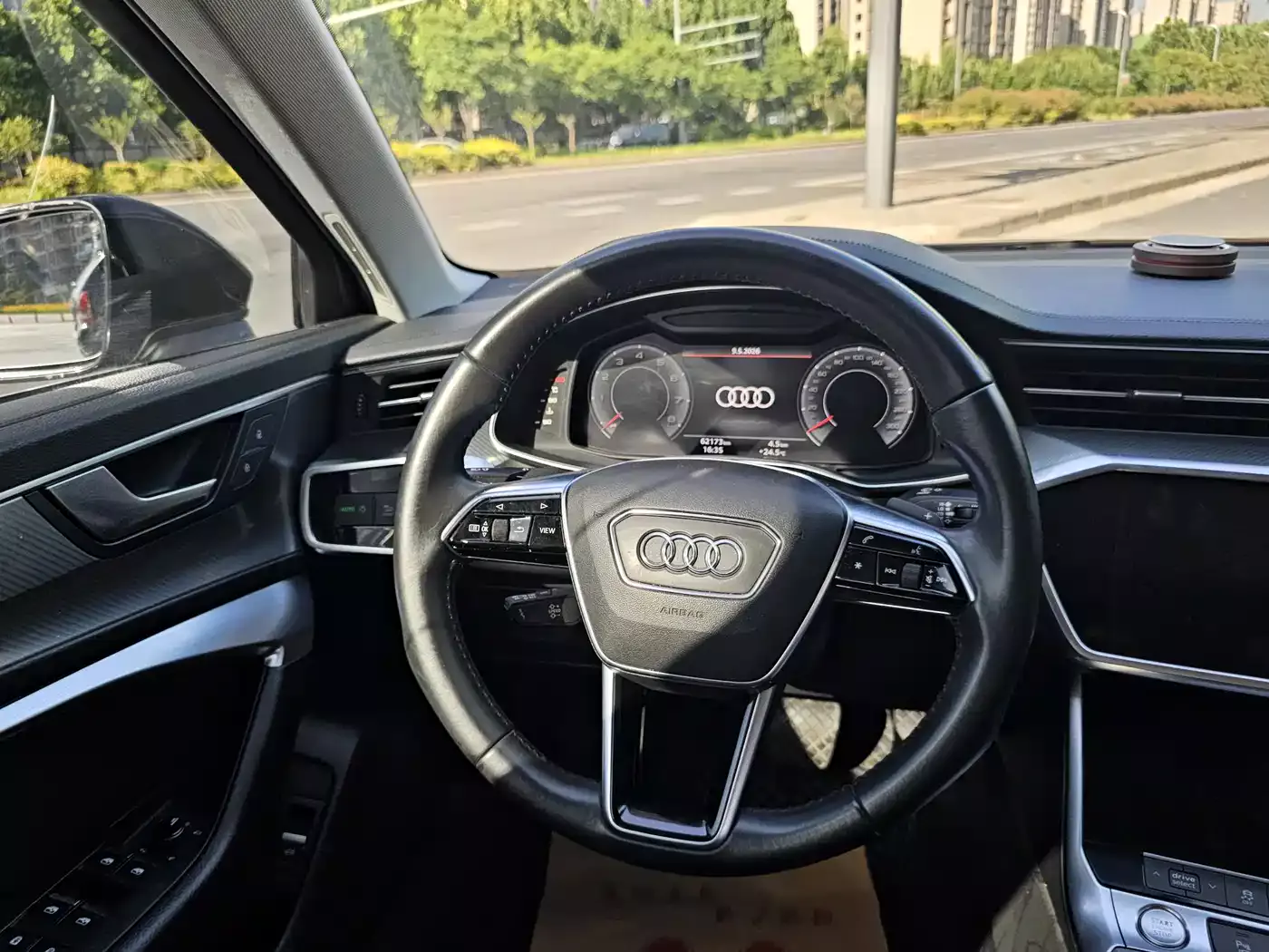 Audi A6L 2019 40 TFSI Luxury Elegance фото 9
