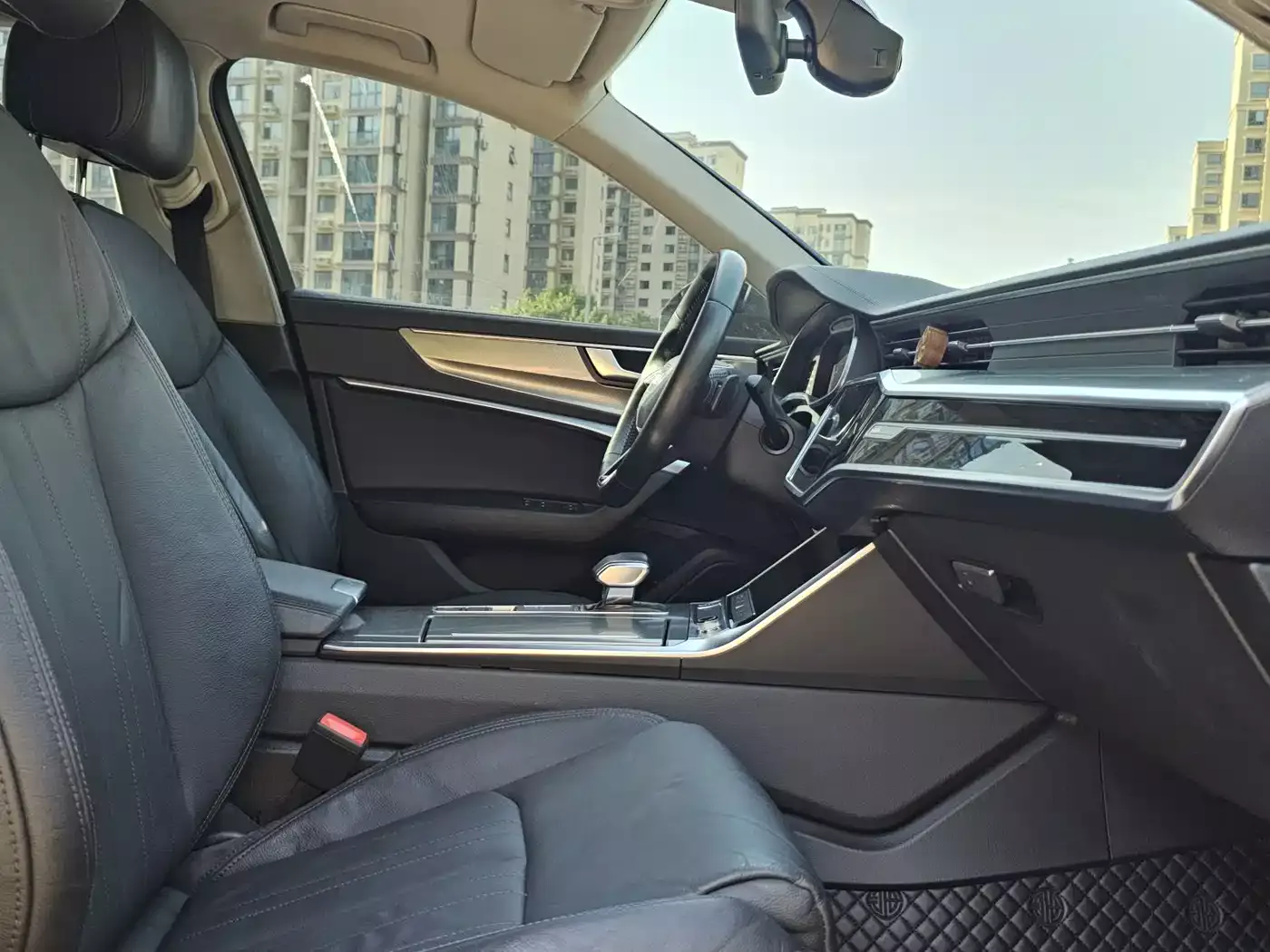 Audi A6L 2019 40 TFSI Luxury Elegance фото 11