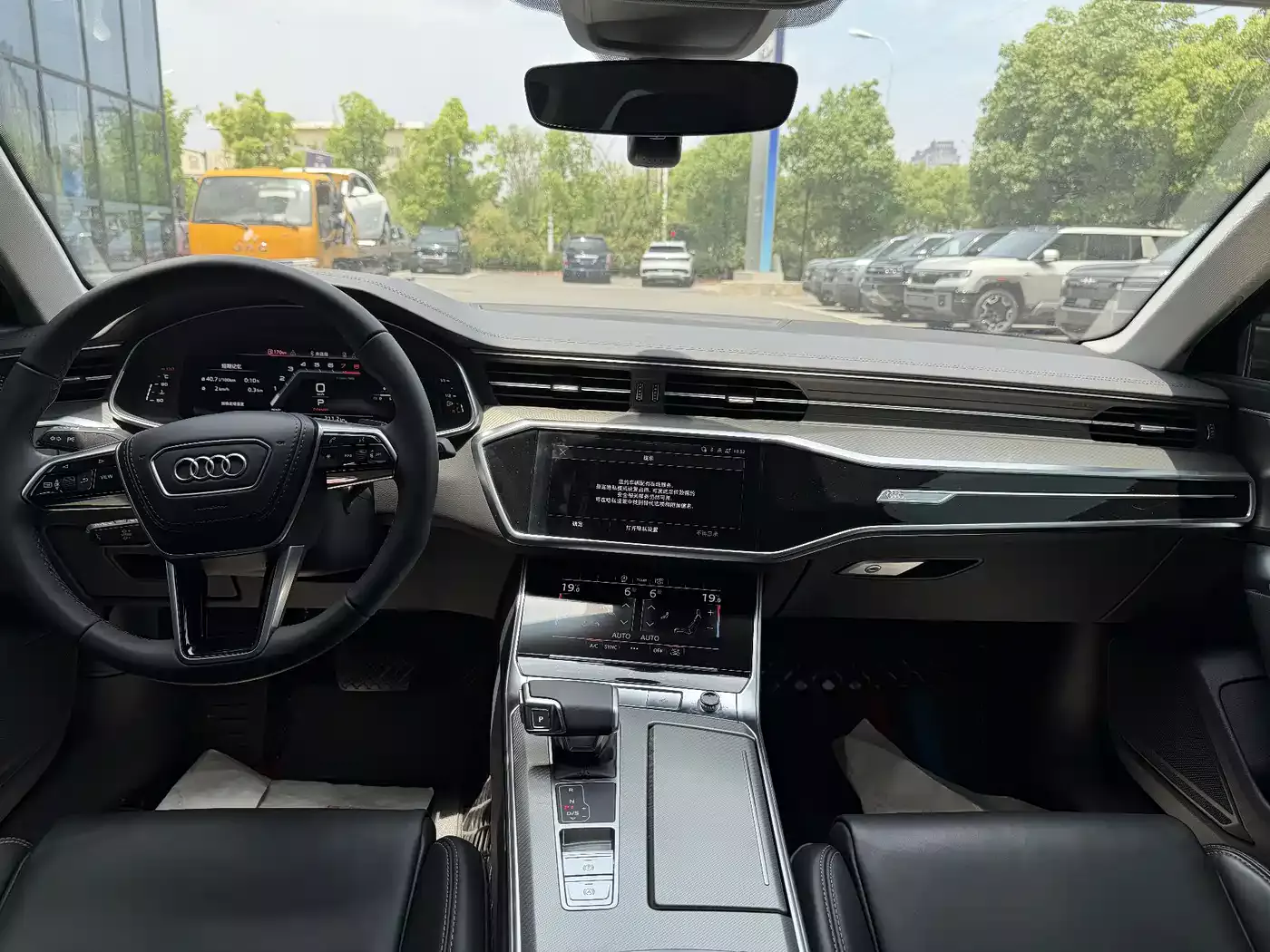 Audi A6L 2026 Model Year 45 TFSI quattro Premium Dynamic фото 5