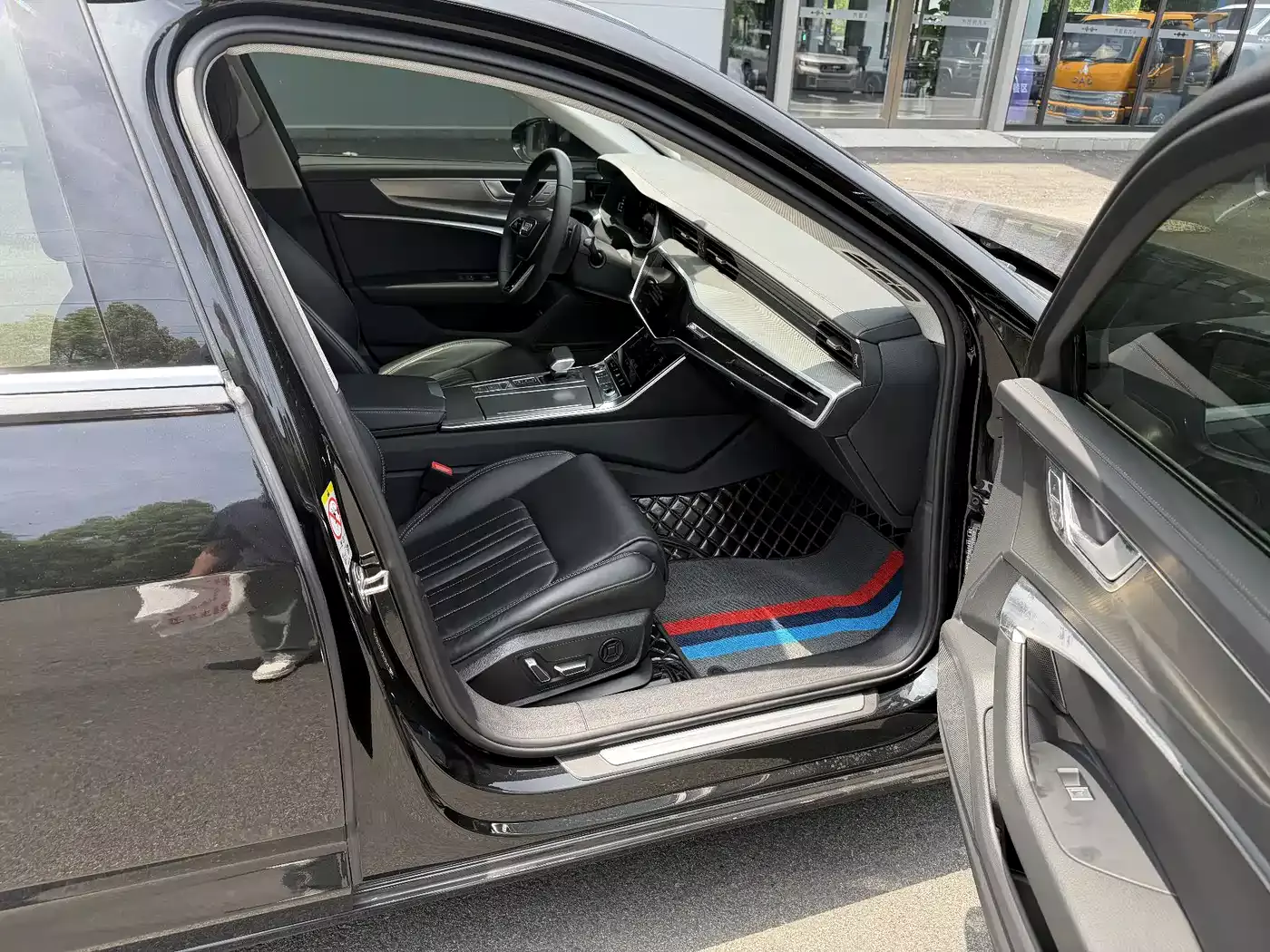 Audi A6L 2026 Model Year 45 TFSI quattro Premium Dynamic фото 8