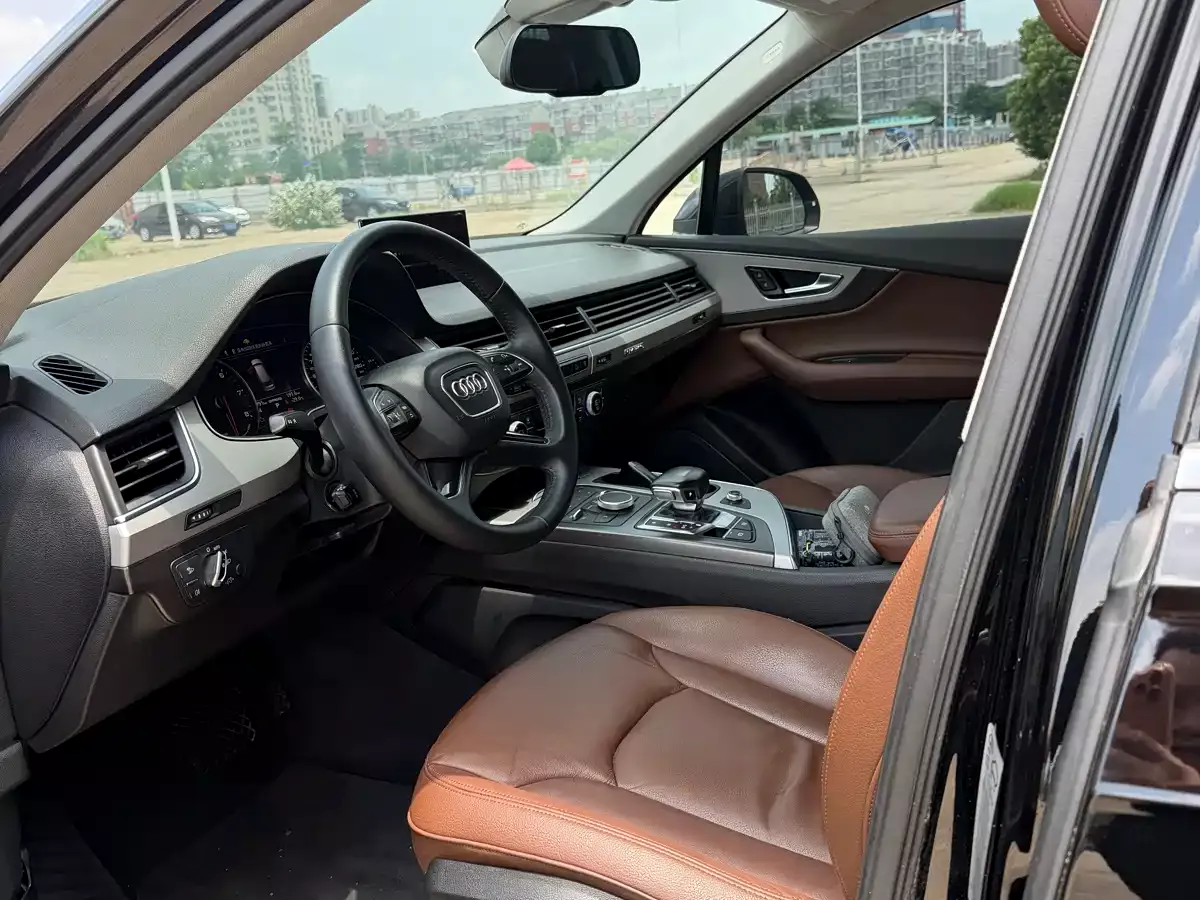 Audi Q7 2016 45 TFSI Technology фото 6