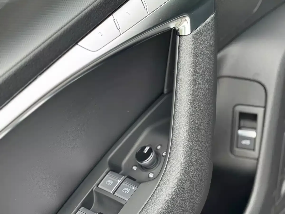 Audi A7 2023 Model 45 TFSI Premium Selection Edition фото 9