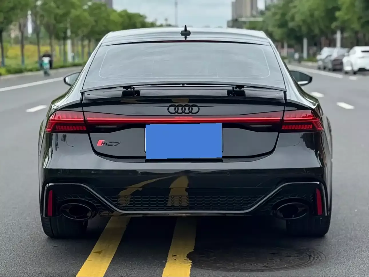 Audi A7 2023 Model 45 TFSI Premium Selection Edition фото 17
