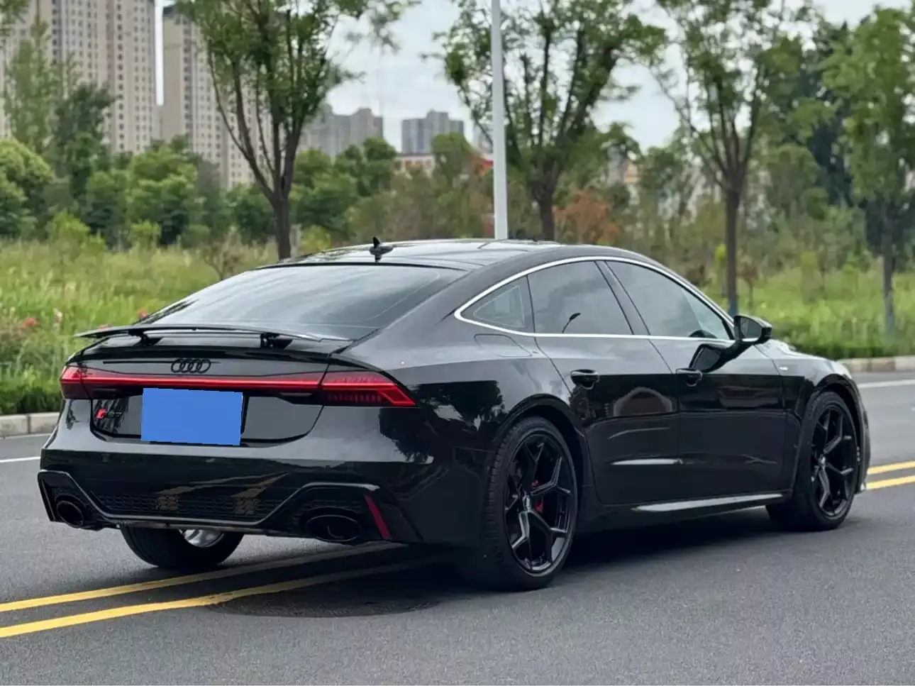 Audi A7 2023 Model 45 TFSI Premium Selection Edition фото 18