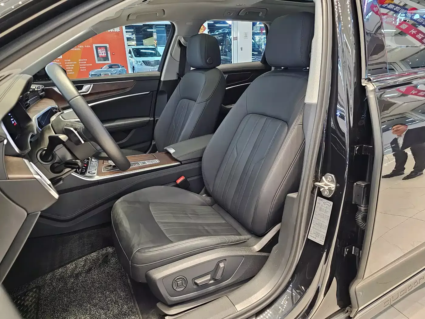 Audi A6 (Import) 2021 allroad quattro Explorer 55 TFSI Premium Off-road фото 10