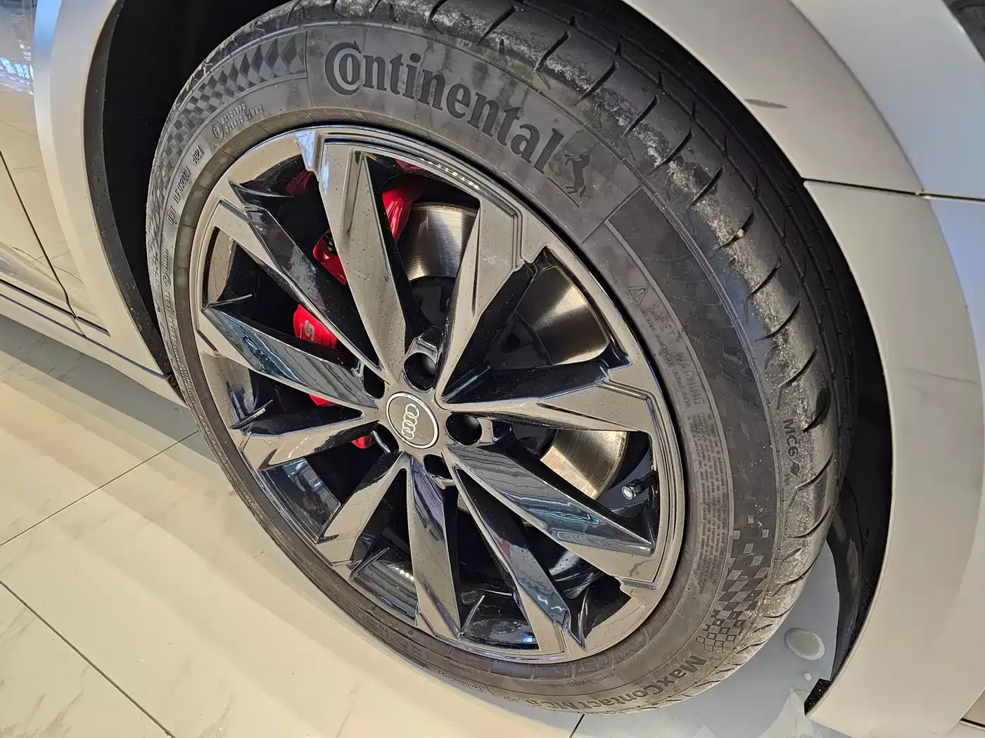 Audi A6 (Import) 2021 allroad quattro Explorer 55 TFSI Premium Off-road фото 20