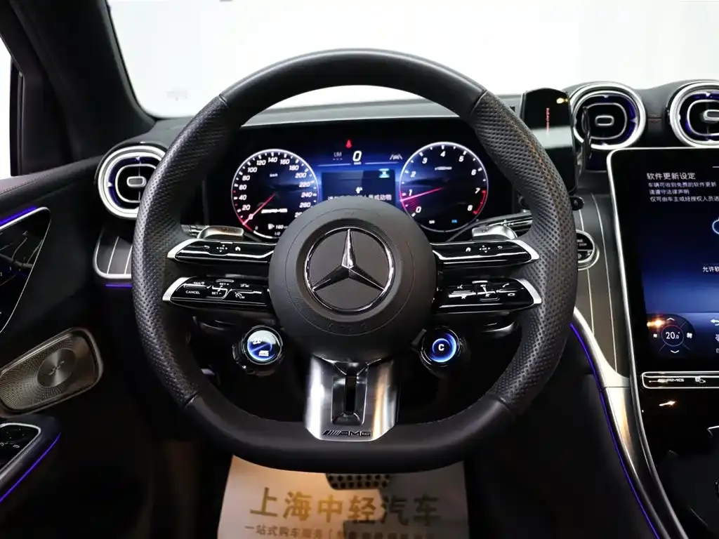 Mercedes-Benz GLC Coupe AMG 2025 AMG GLC 43 4MATIC Coupe SUV фото 13