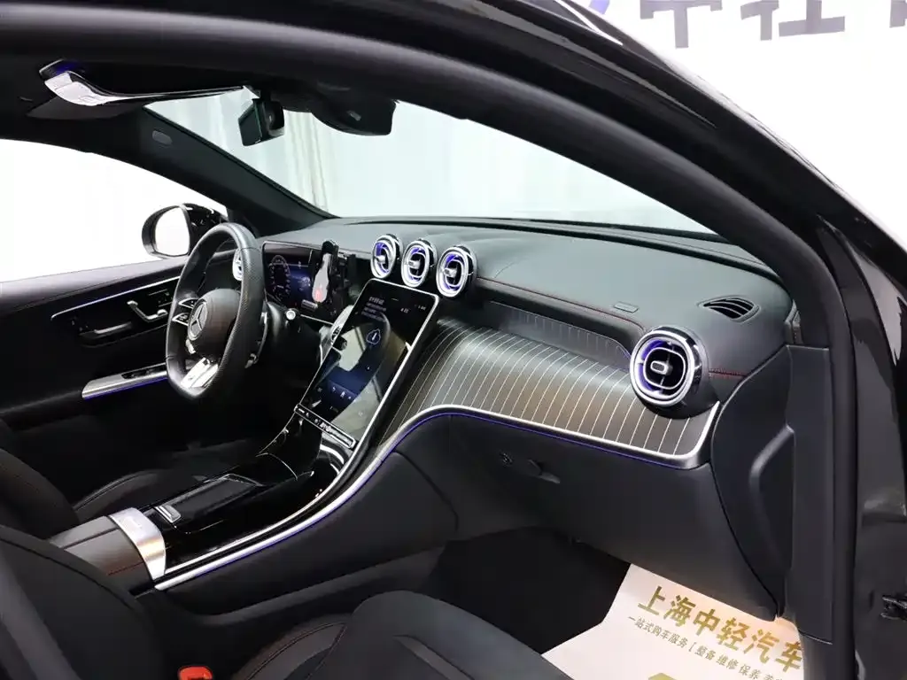 Mercedes-Benz GLC Coupe AMG 2025 AMG GLC 43 4MATIC Coupe SUV фото 19