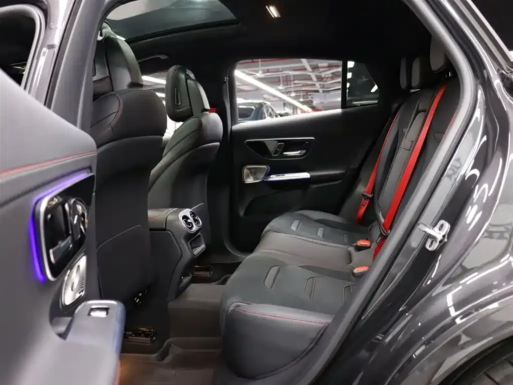 Mercedes-Benz GLC Coupe AMG 2025 AMG GLC 43 4MATIC Coupe SUV фото 21