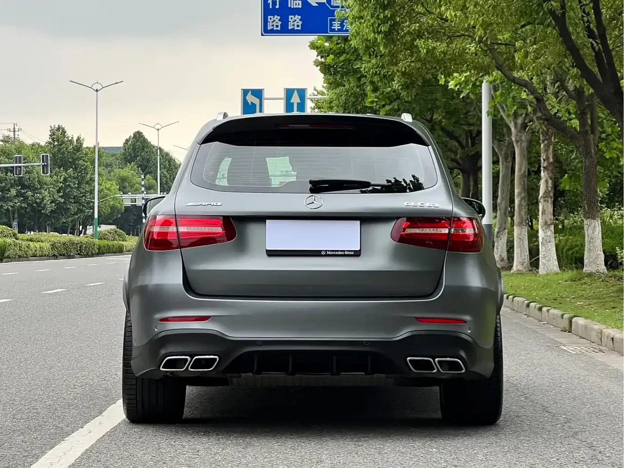 Mercedes-Benz GLC AMG 2018 AMG GLC 63 4MATIC+ фото 4