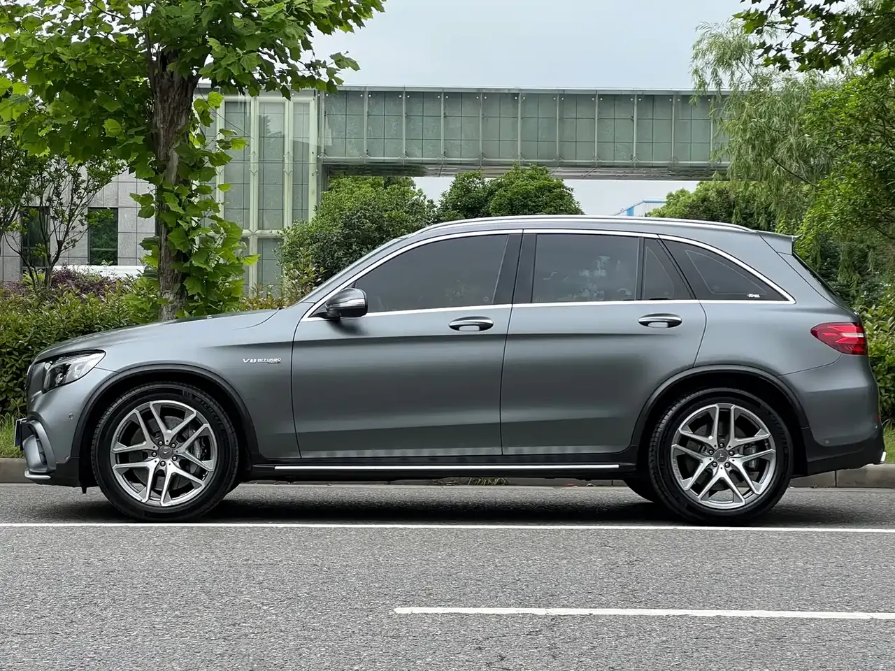 Mercedes-Benz GLC AMG 2018 AMG GLC 63 4MATIC+ фото 5