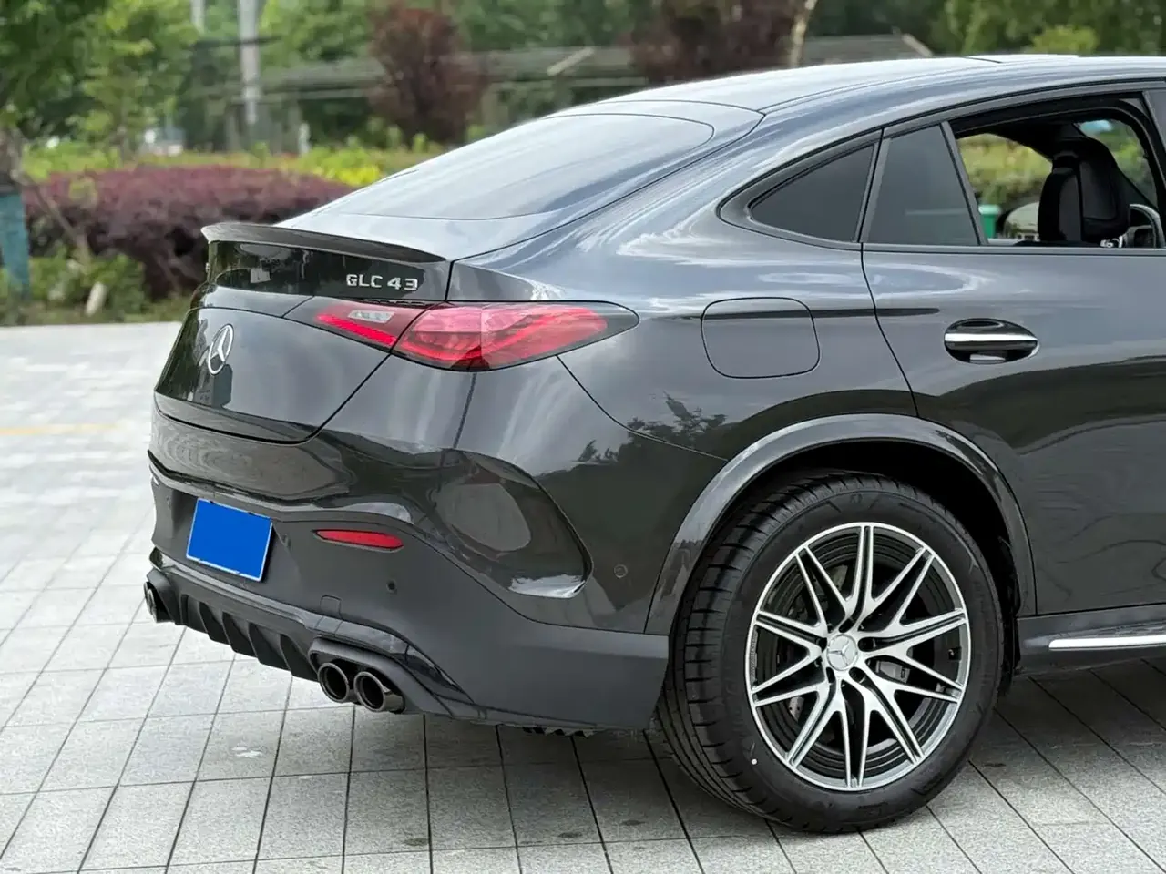 Mercedes-Benz GLC Coupe AMG 2025 AMG GLC 43 4MATIC Coupe SUV фото 4
