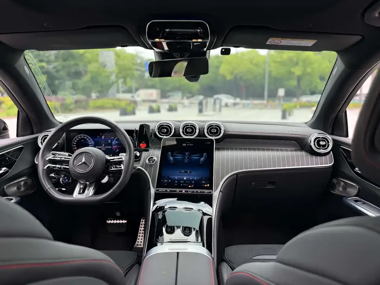 Mercedes-Benz GLC Coupe AMG 2025 AMG GLC 43 4MATIC Coupe SUV фото 5