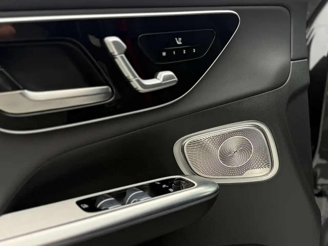 Mercedes-Benz GLC Coupe AMG 2025 AMG GLC 43 4MATIC Coupe SUV фото 8