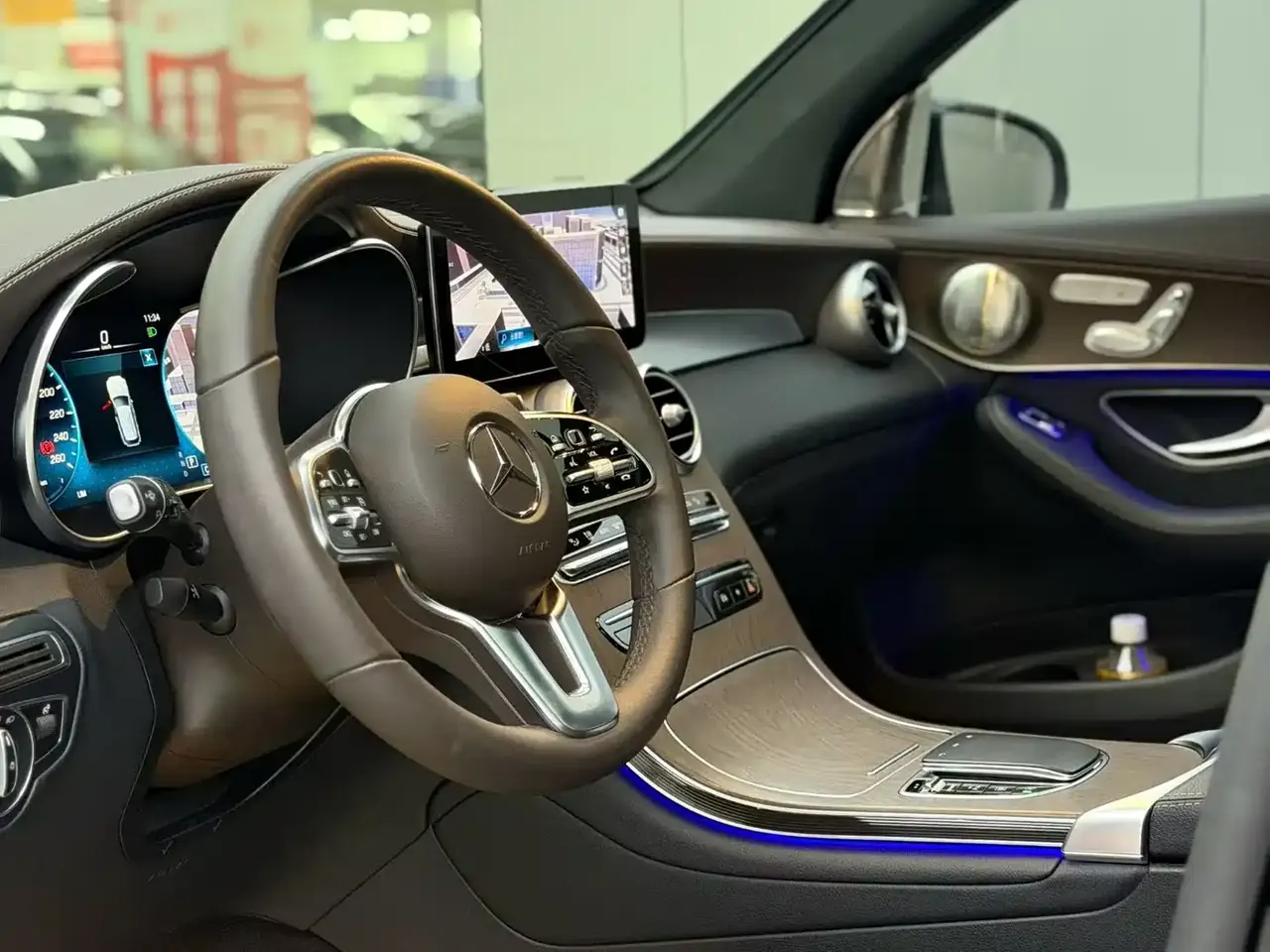 Mercedes-Benz GLC 2021 GLC 300 L 4MATIC Sporty фото 7