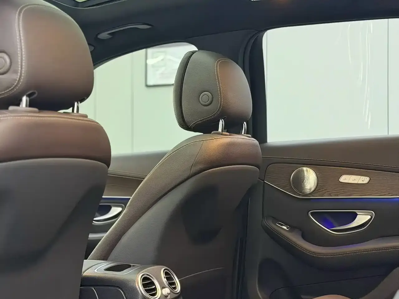 Mercedes-Benz GLC 2021 GLC 300 L 4MATIC Sporty фото 8