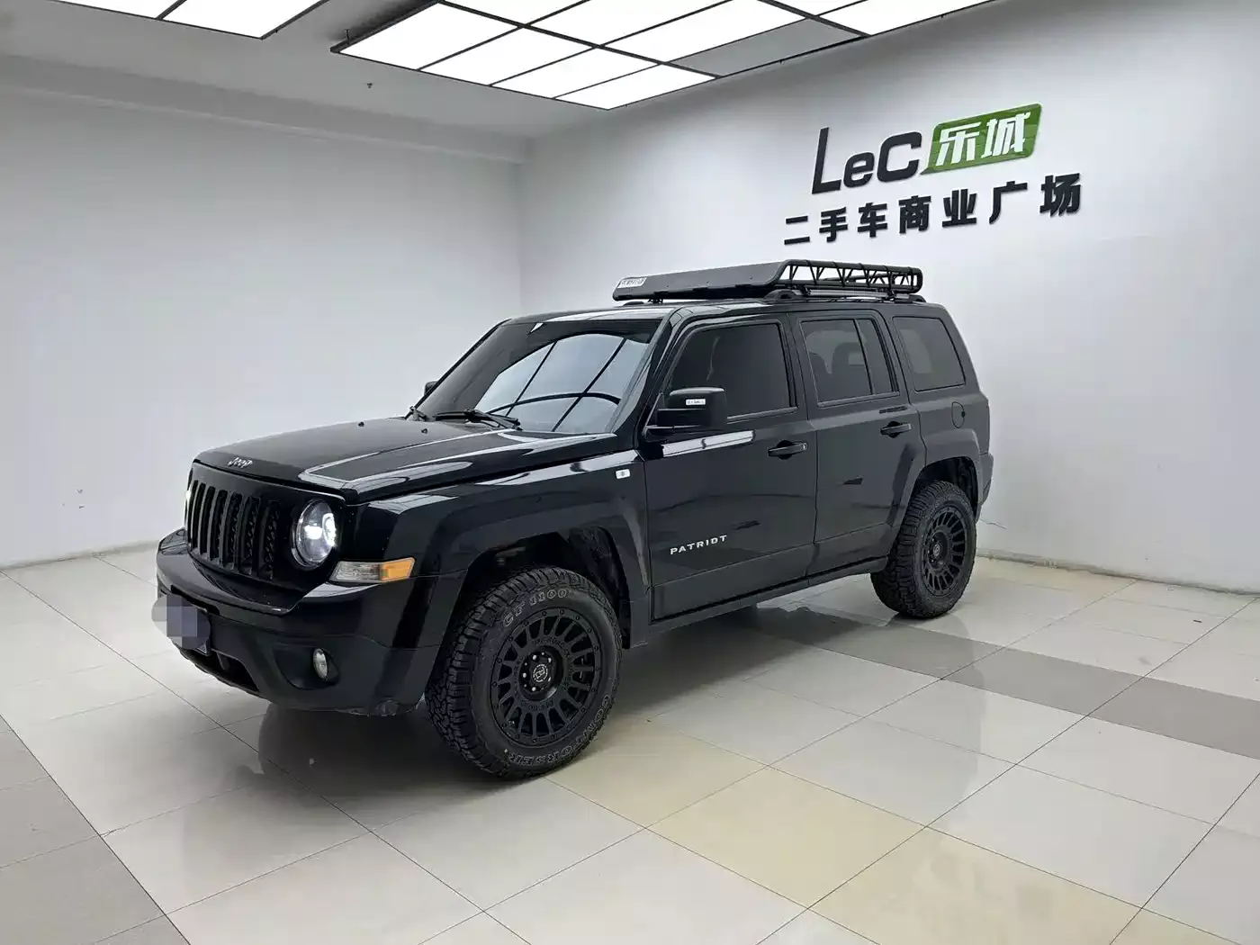 Jeep Patriot 2015 2.4L Luxury Navigation Edition