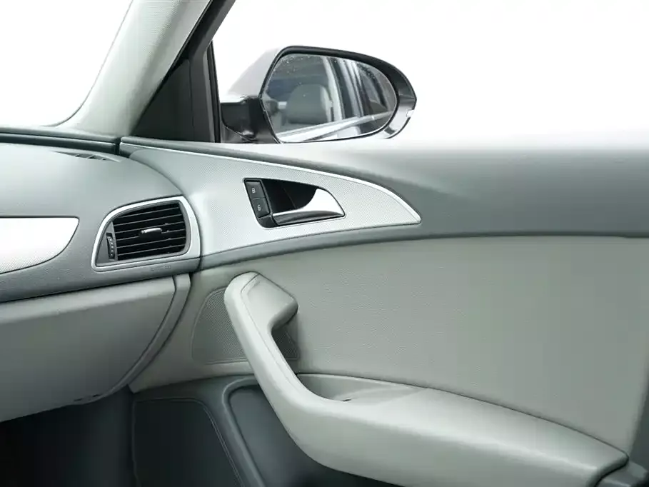 Audi A6L 2012 30 FSI Comfort фото 20
