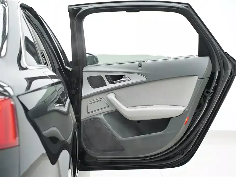 Audi A6L 2012 30 FSI Comfort фото 29