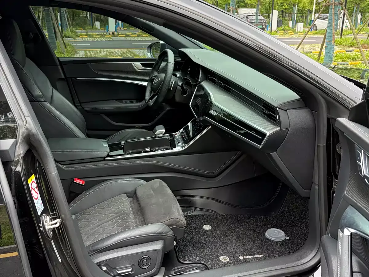 Audi S7 2022 2.9 TFSI quattro фото 5