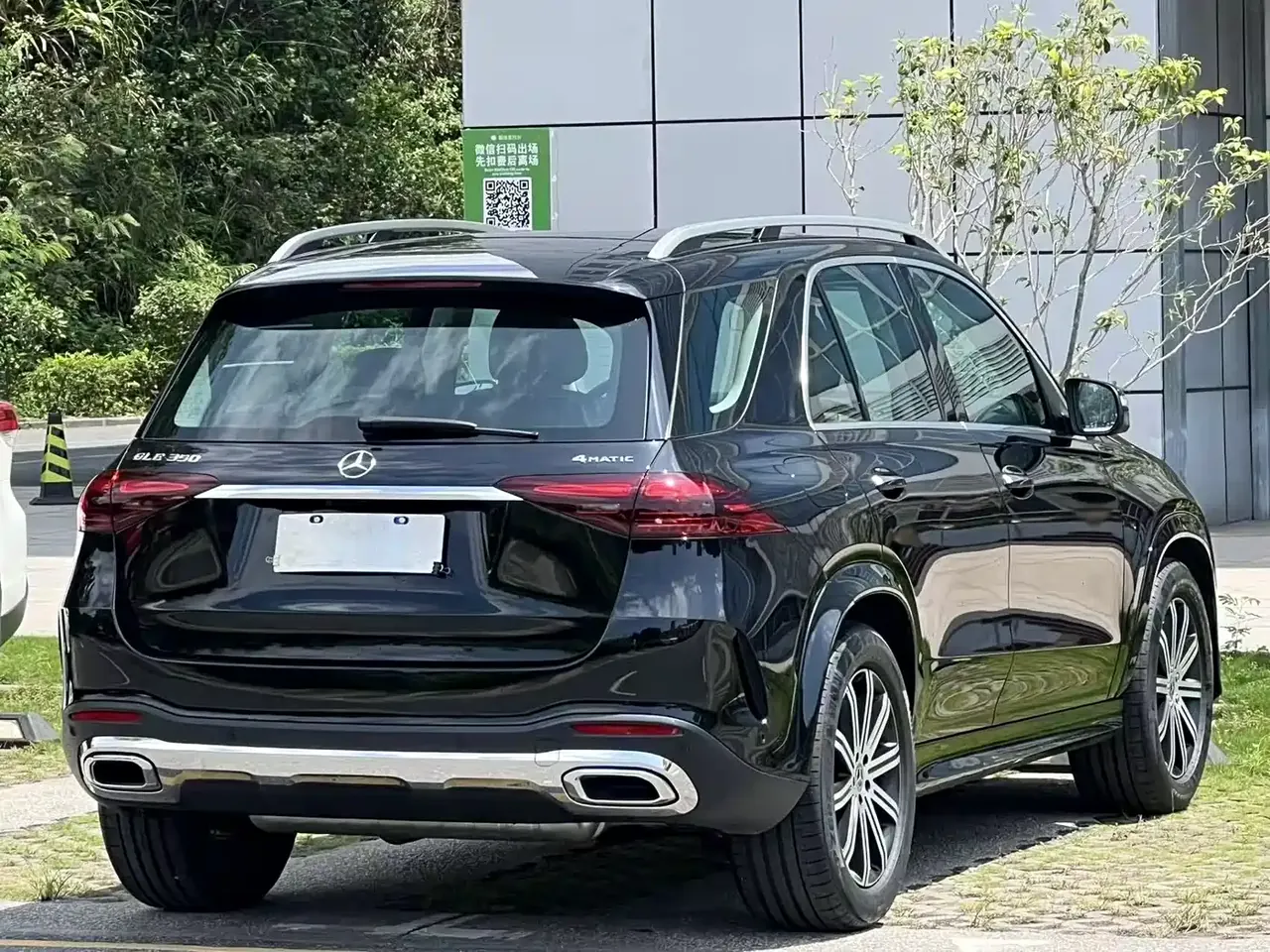 Mercedes-Benz GLE 2026 GLE 350 4MATIC Dynamic фото 4