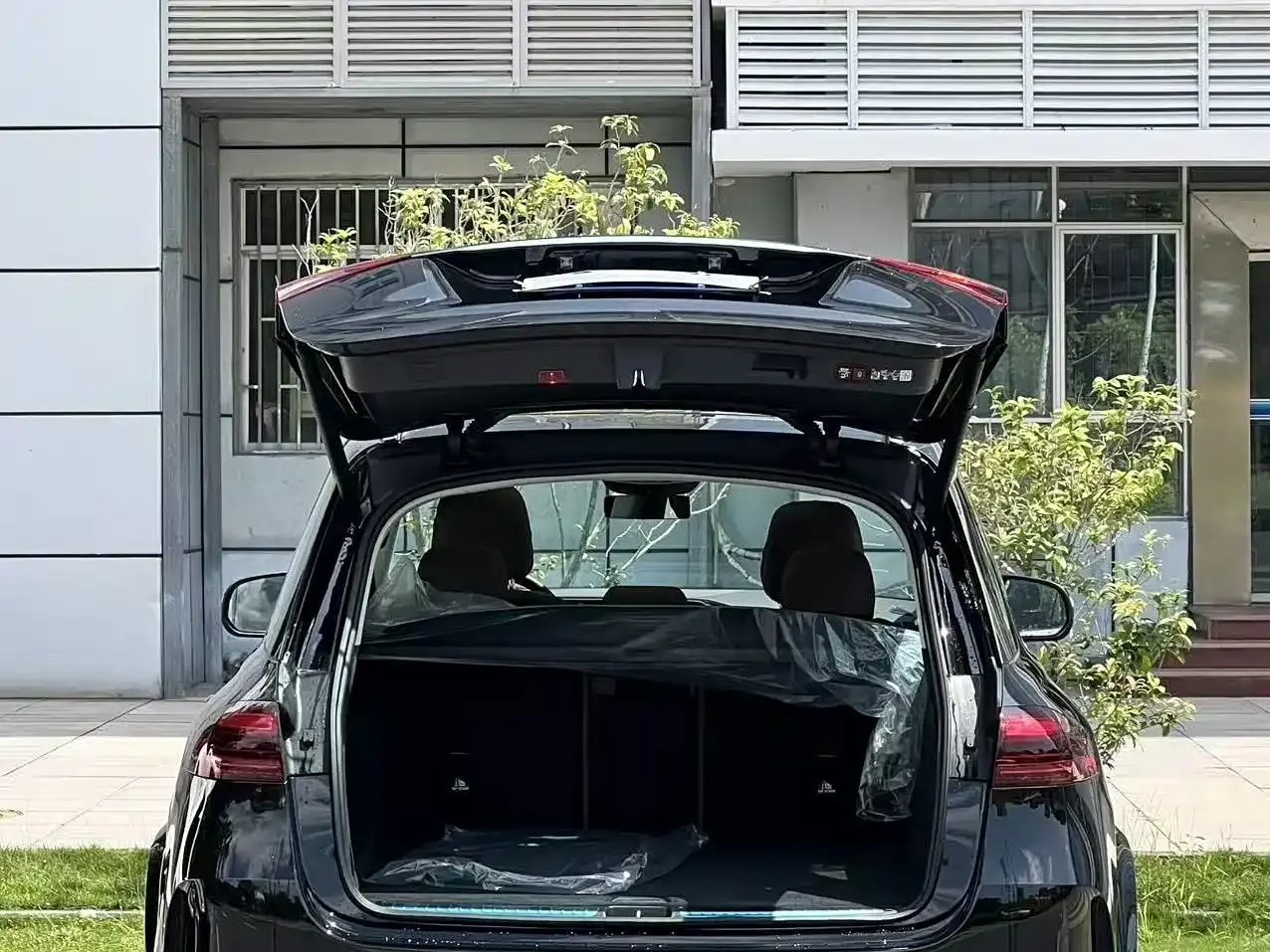 Mercedes-Benz GLE 2026 GLE 350 4MATIC Dynamic фото 8
