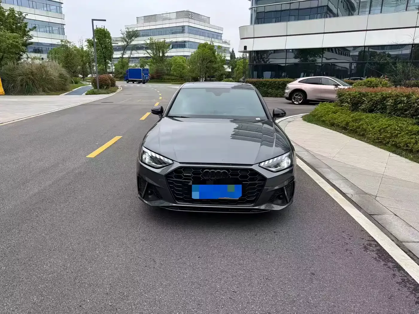 Audi A4L 2024 45 TFSI quattro Premium Dynamic фото 2