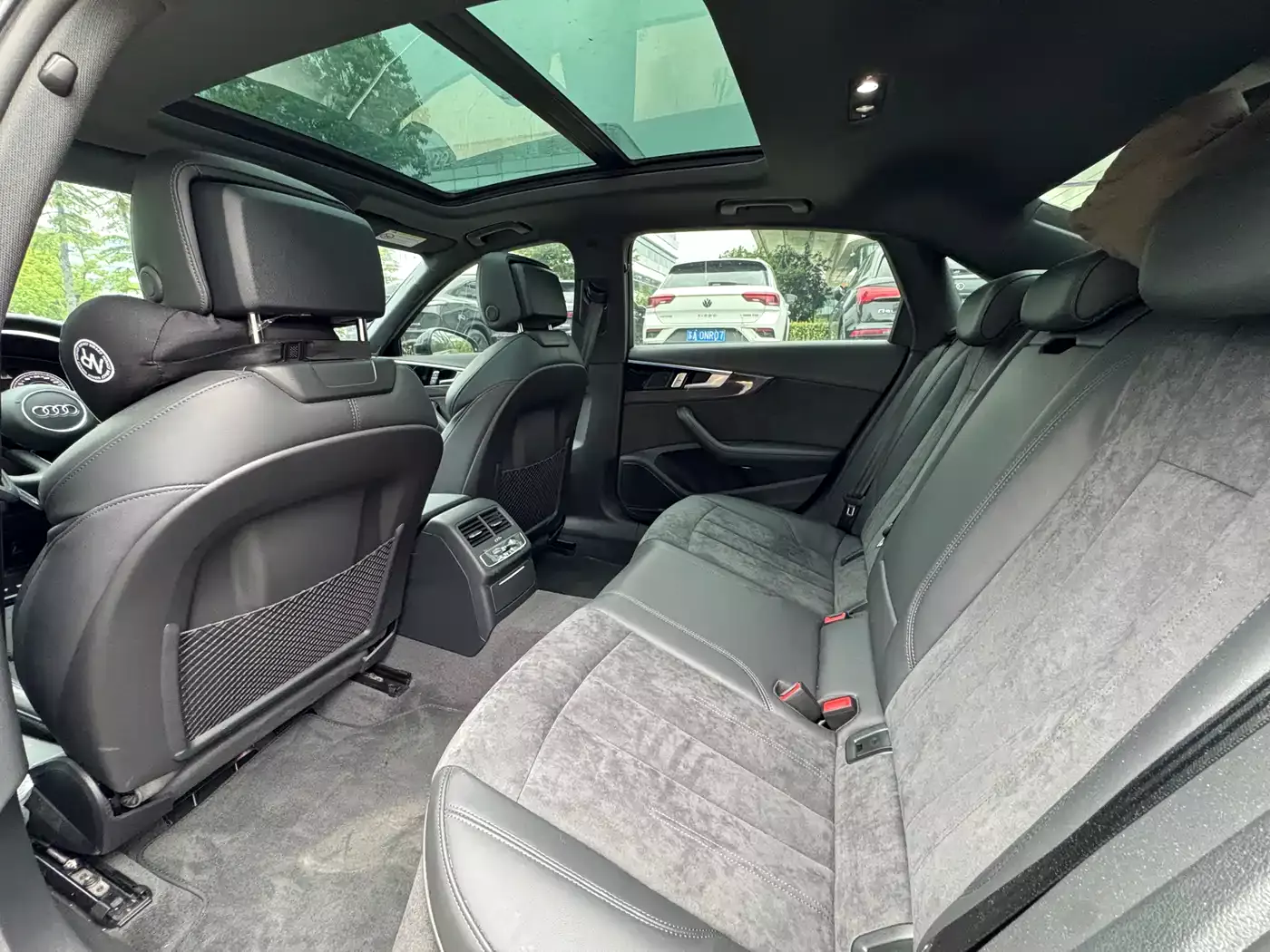 Audi A4L 2024 45 TFSI quattro Premium Dynamic фото 8