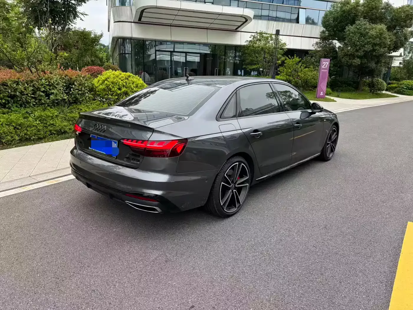 Audi A4L 2024 45 TFSI quattro Premium Dynamic фото 10