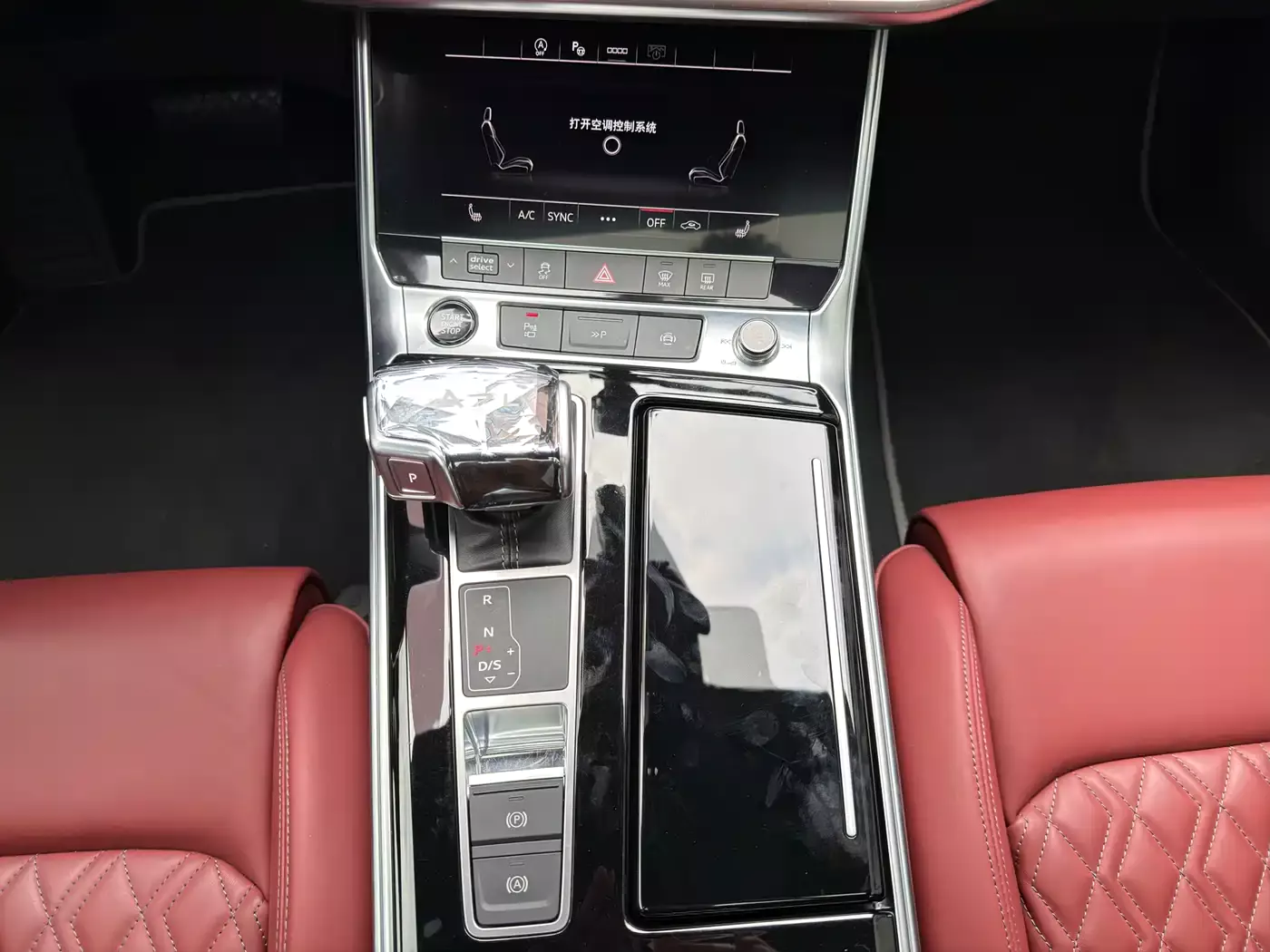 Audi A7L 2022 45 TFSI quattro S-line Black Warrior Edition фото 9