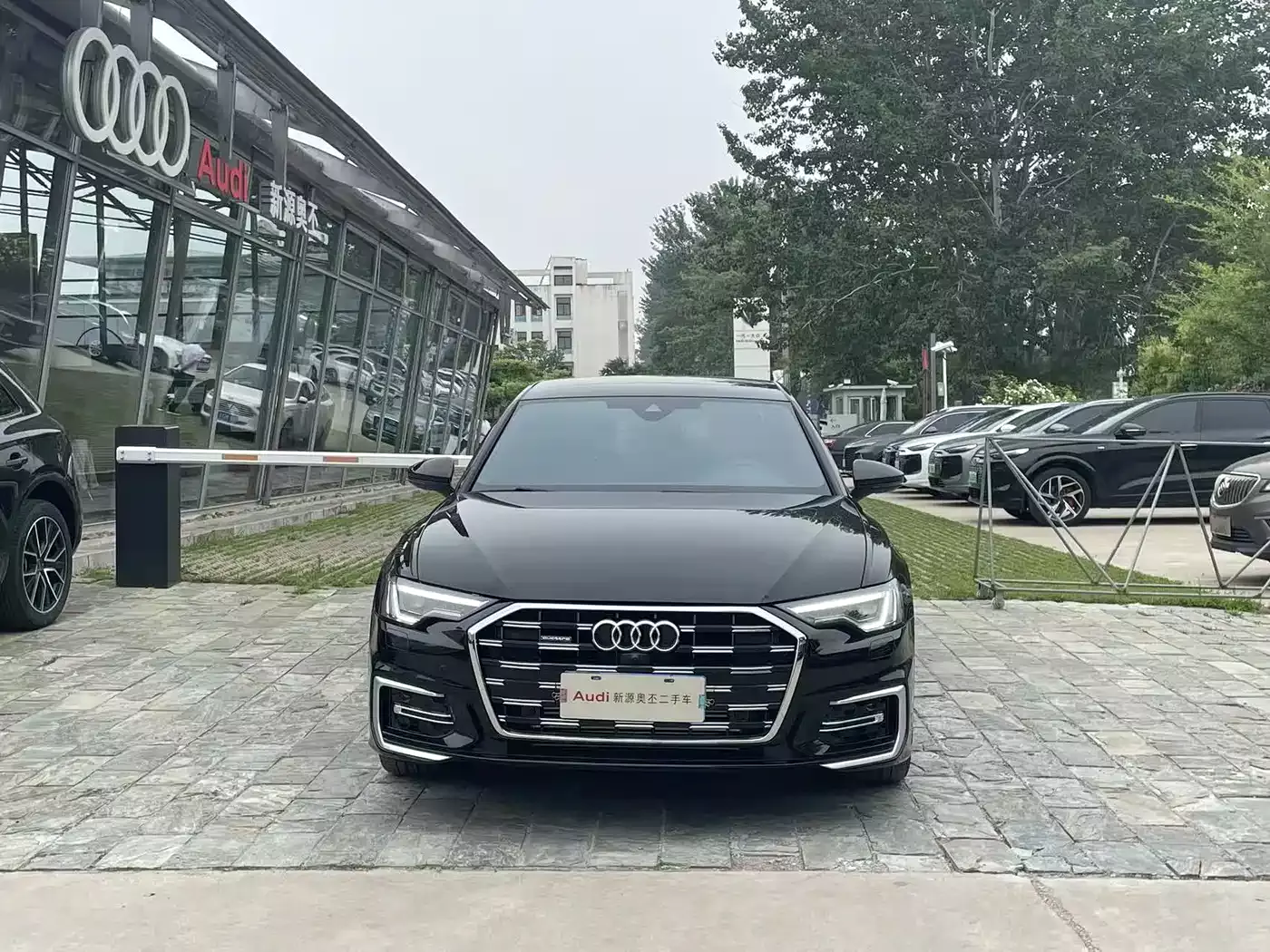 Audi A6L 2023 45 TFSI quattro Premium Dynamic фото 3