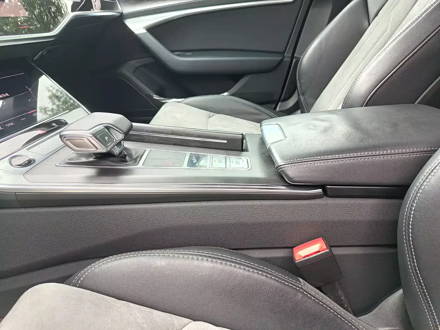 Audi A6L 2023 45 TFSI quattro Premium Dynamic фото 12