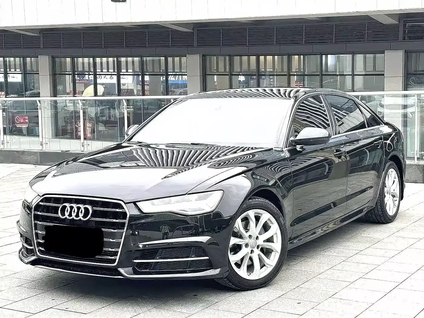 Audi A6L 2018 30th Anniversary 35 TFSI Fashion