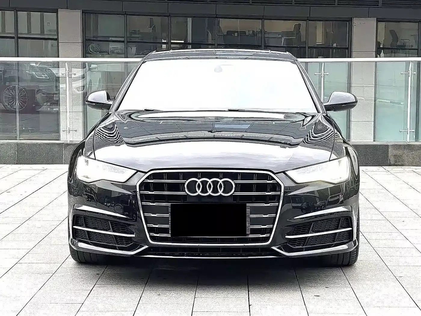Audi A6L 2018 30th Anniversary 35 TFSI Fashion фото 2