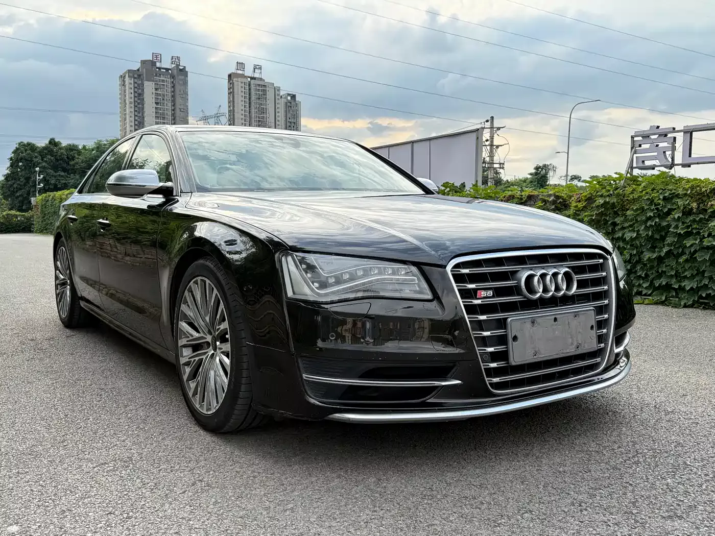 Audi S8 2014 S8 4.0TFSI quattro фото 2
