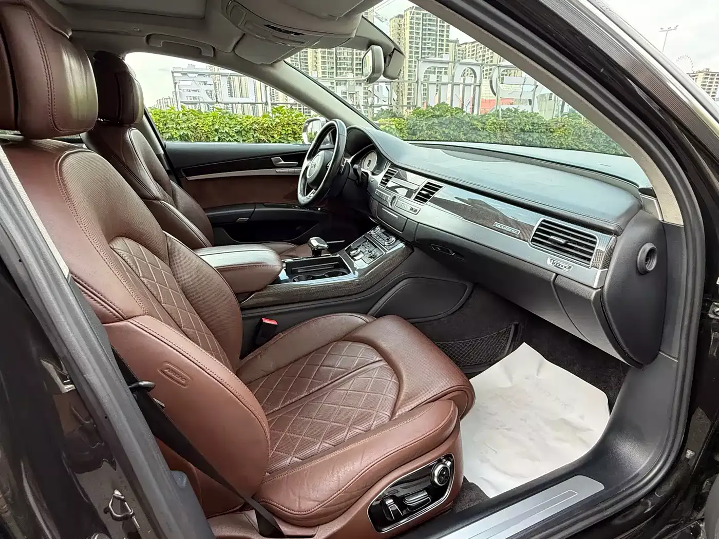 Audi S8 2014 S8 4.0TFSI quattro фото 11