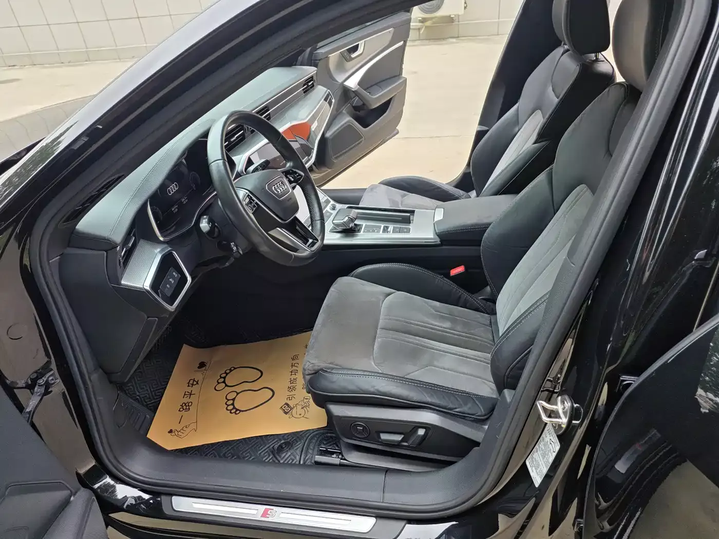 Audi A6L 2021 40 TFSI Luxury Sport фото 7