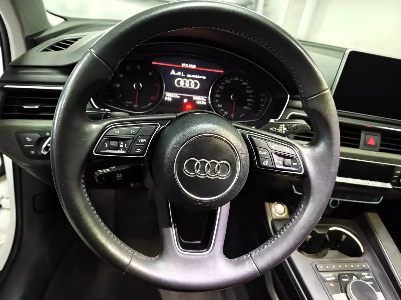 Audi A4L 2017 45 TFSI quattro Style Edition фото 6