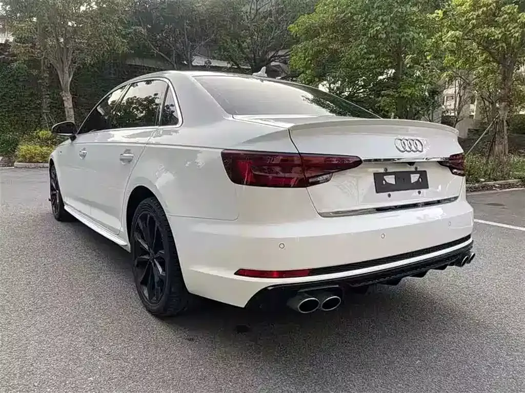 Audi A4L 2017 40 TFSI Progressive фото 8