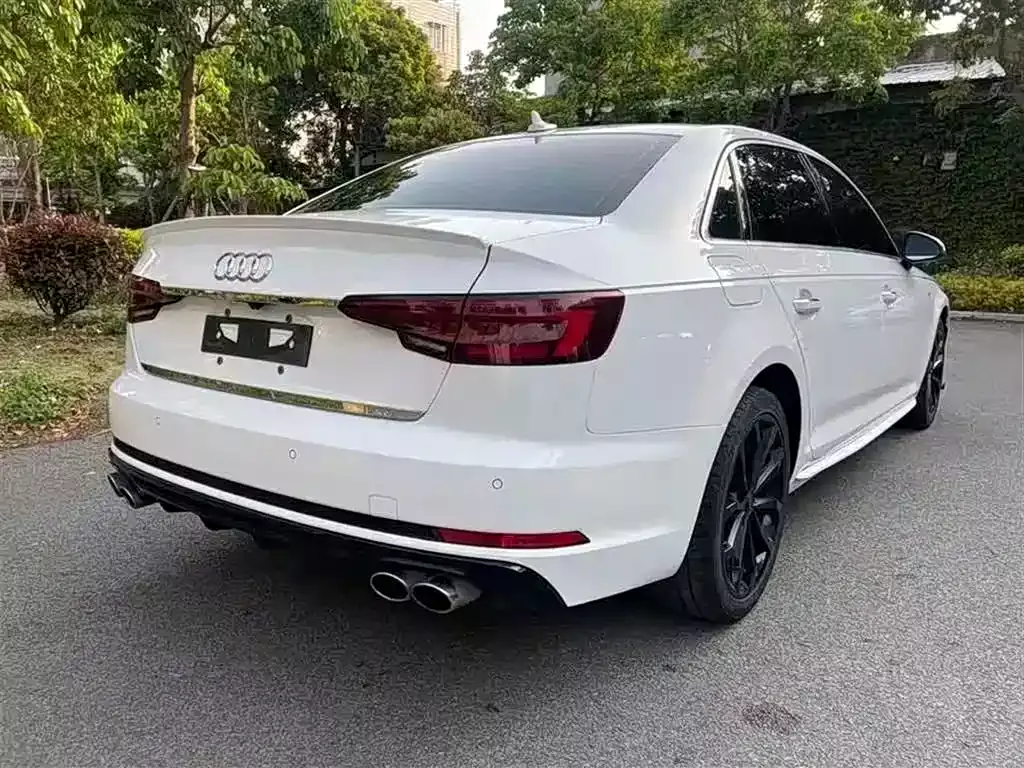 Audi A4L 2017 40 TFSI Progressive фото 9