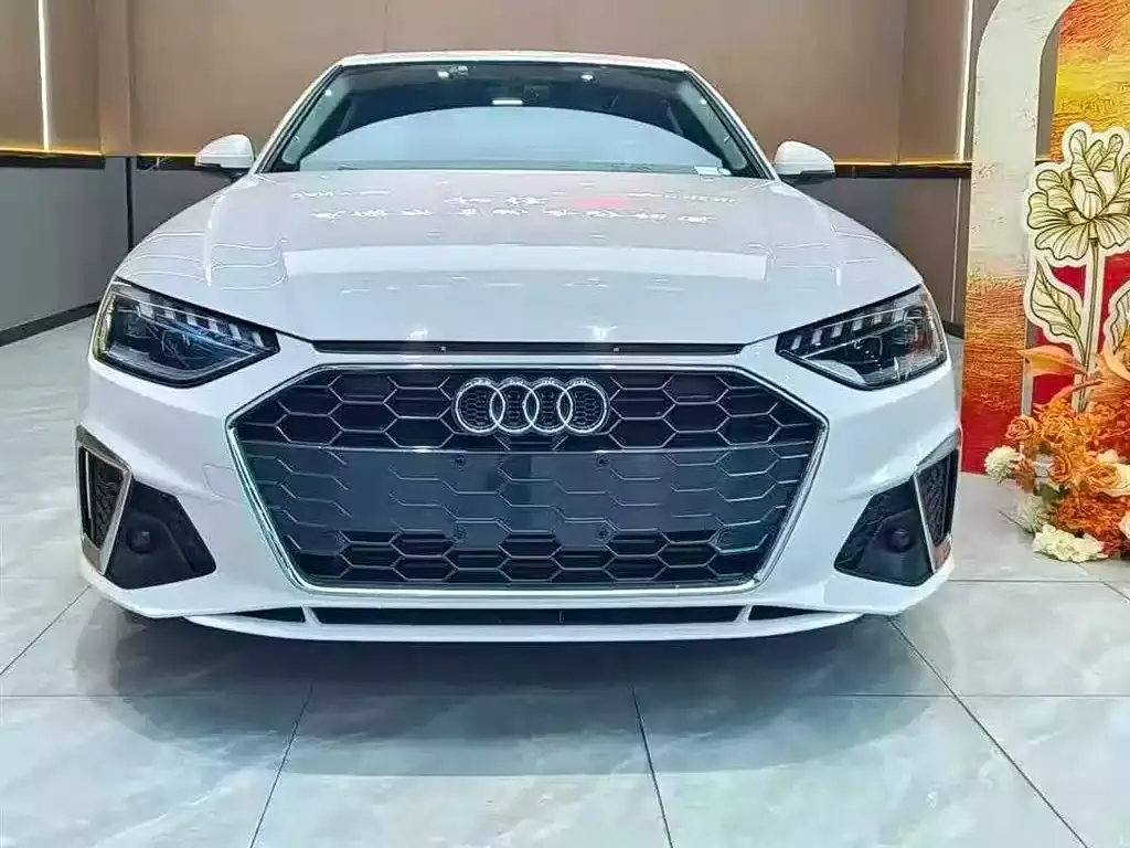 Audi A4L 2020 40 TFSI Fashion Dynamic Edition фото 2