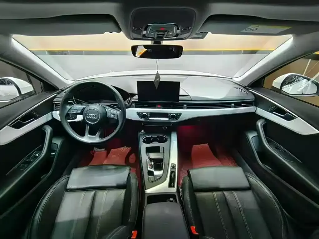 Audi A4L 2020 40 TFSI Fashion Dynamic Edition фото 4