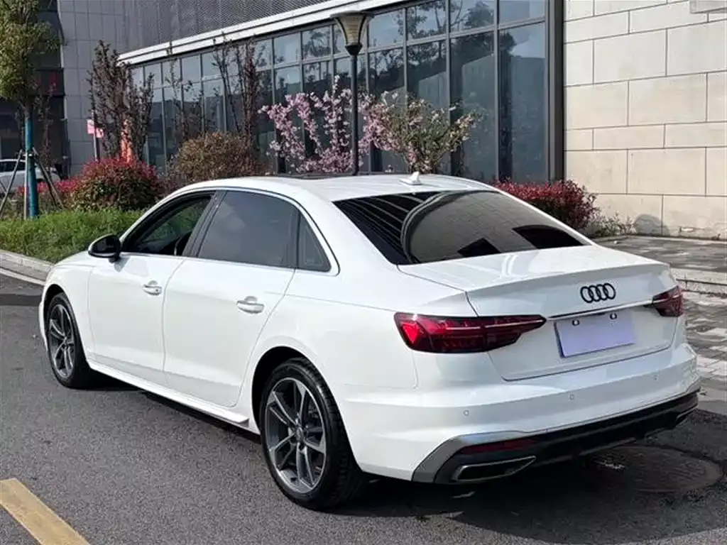 Audi A4L 2020 40 TFSI Fashion Dynamic Edition фото 7