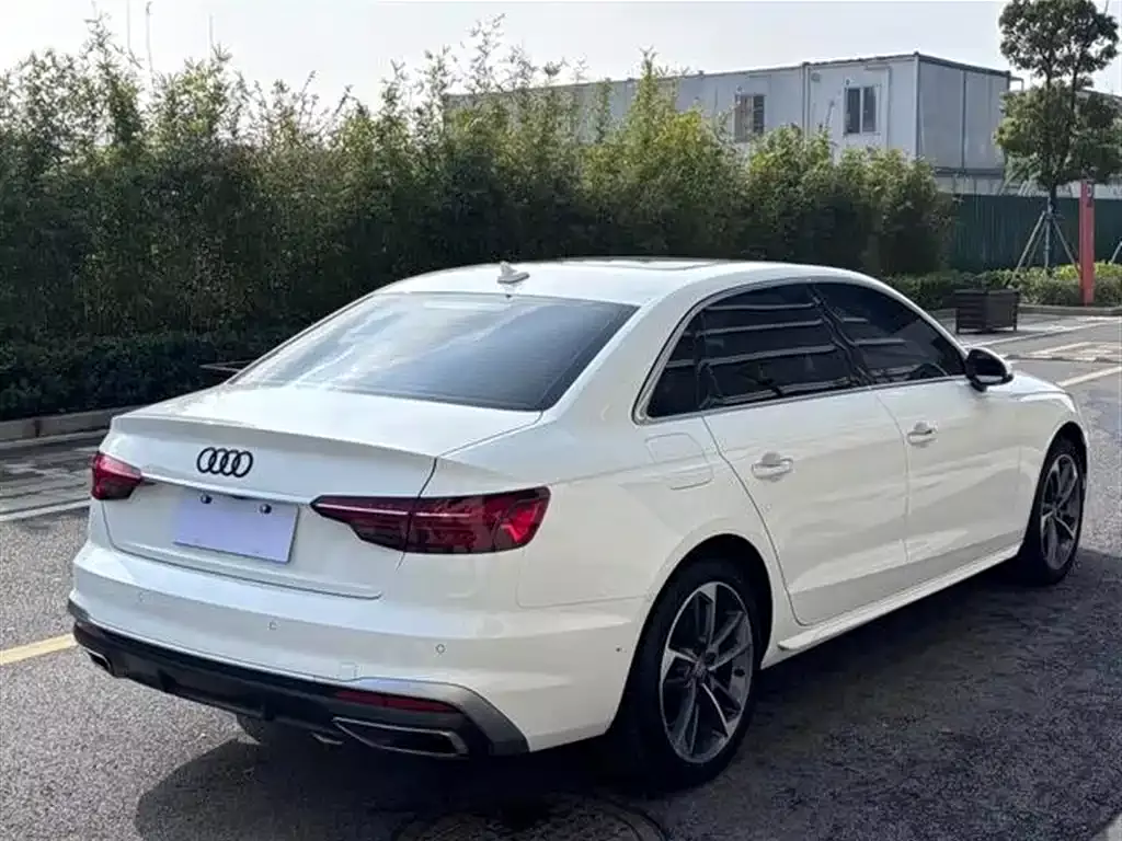 Audi A4L 2020 40 TFSI Fashion Dynamic Edition фото 9