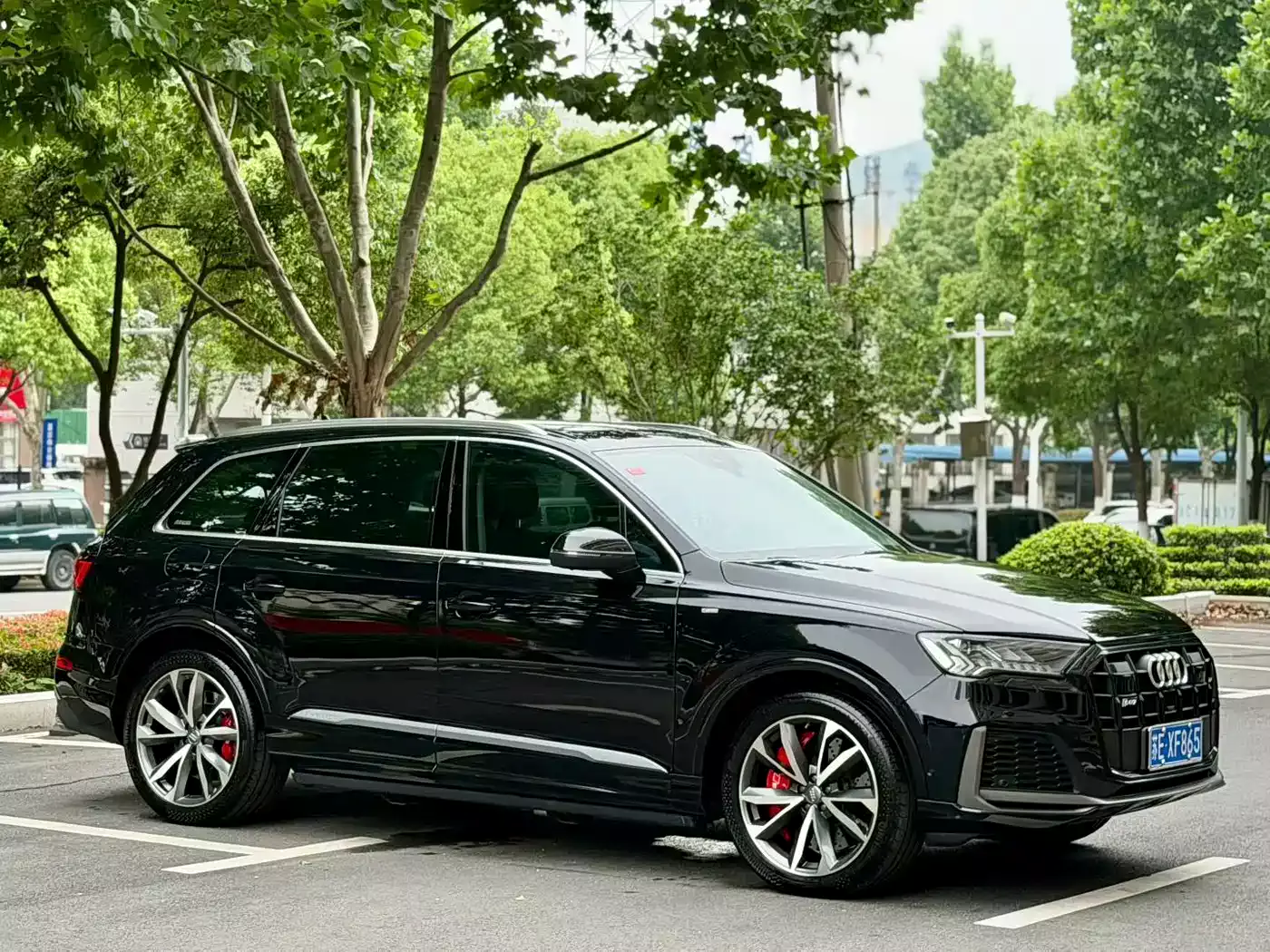 Audi Q7 2020 55 TFSI quattro S line Sport фото 3