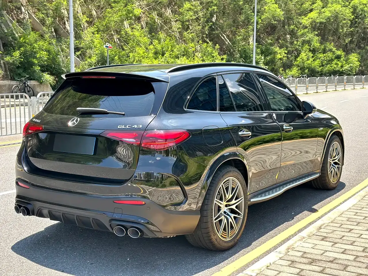 Mercedes-Benz GLC AMG 2024 AMG GLC 43 4MATIC фото 7