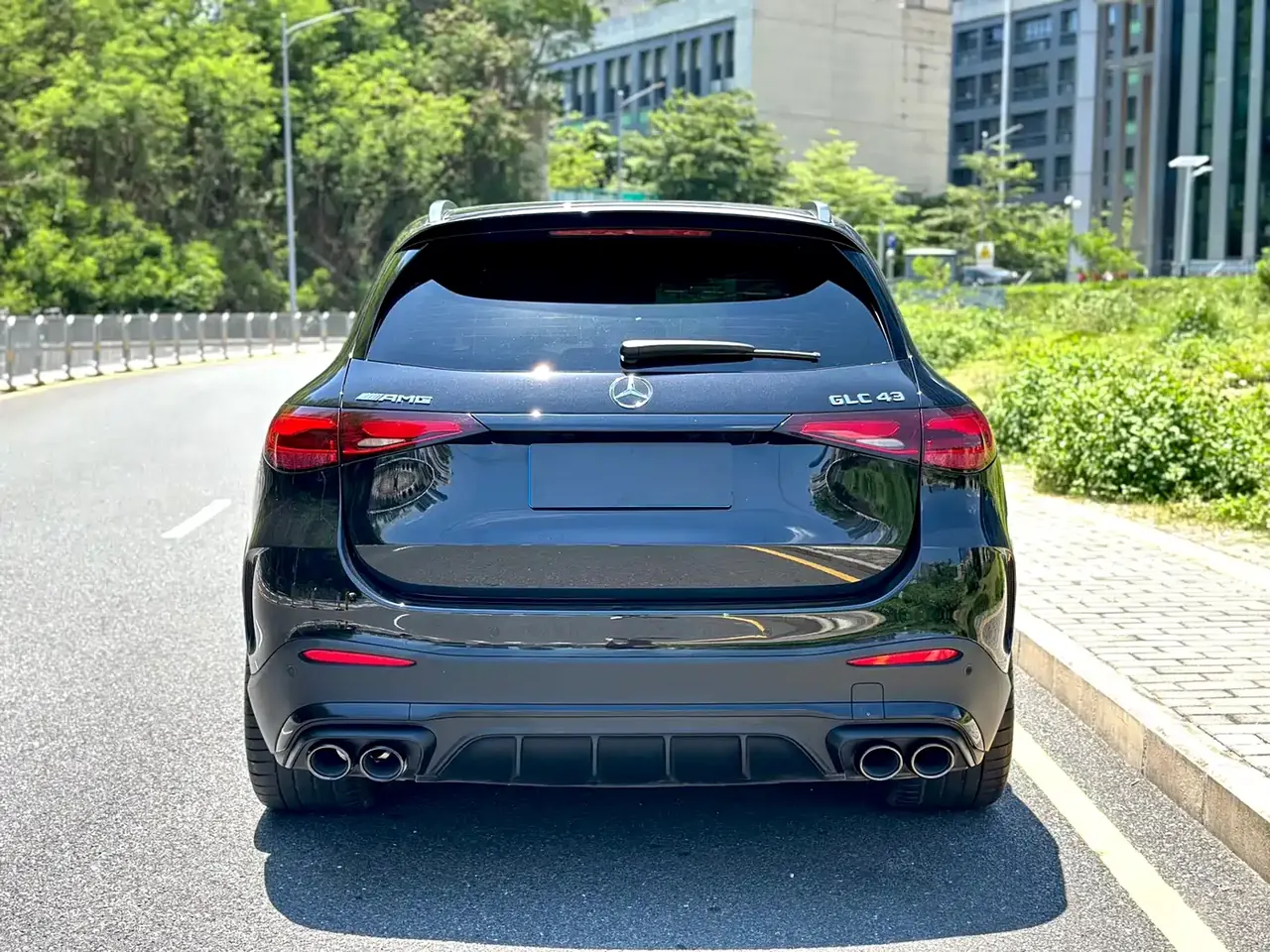 Mercedes-Benz GLC AMG 2024 AMG GLC 43 4MATIC фото 8